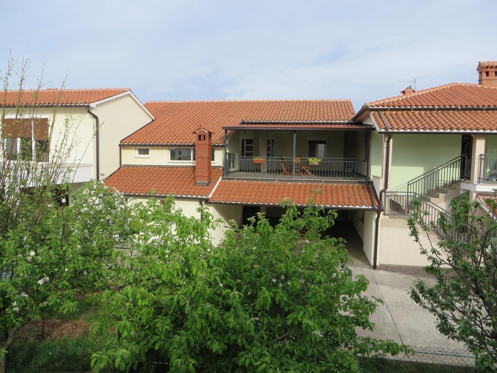 Apartment Mare Medulin Bagian luar foto