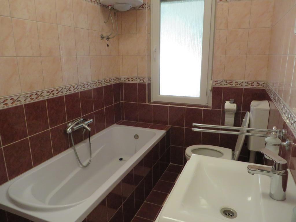 Apartment Mare Medulin Bagian luar foto