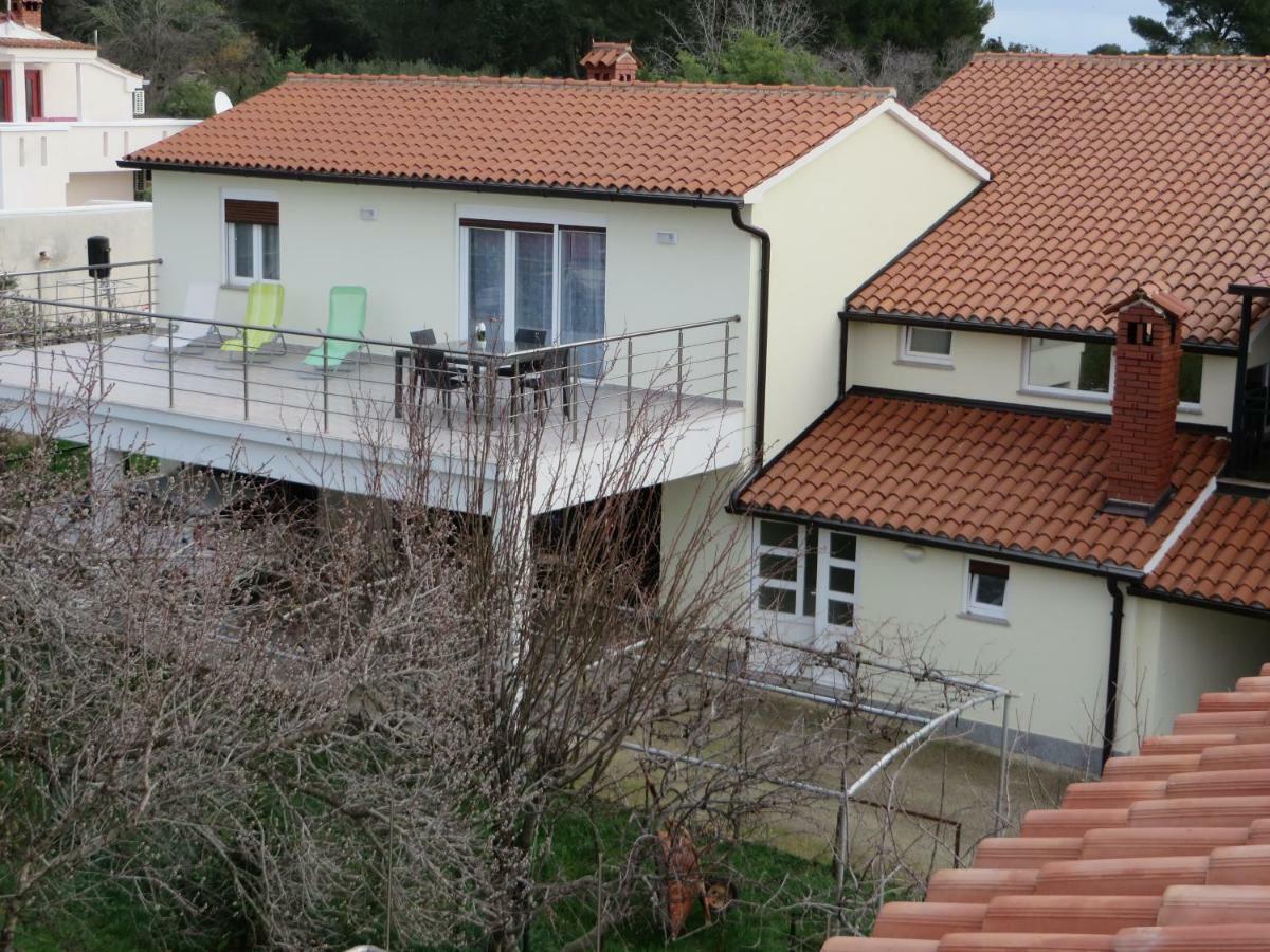 Apartment Mare Medulin Bagian luar foto