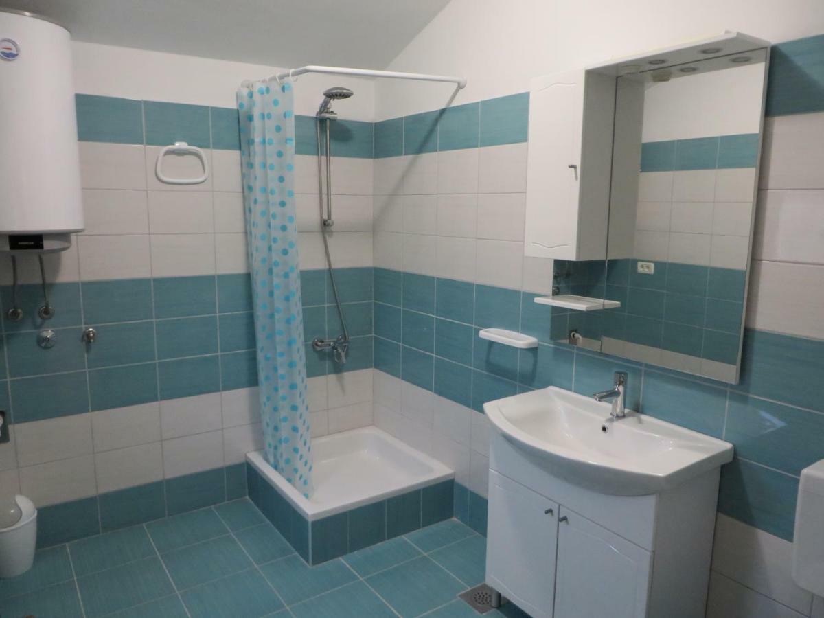 Apartment Mare Medulin Bagian luar foto